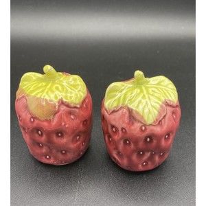 Vintage Ceramic Strawberry Salt and Pepper Shakers